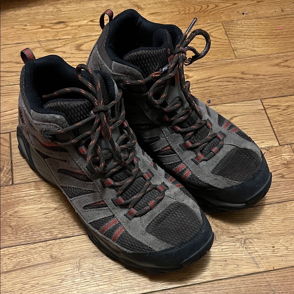 Mens Columbia North Plains Mid Waterproof hiking boots Shoe size 9.5 leather
